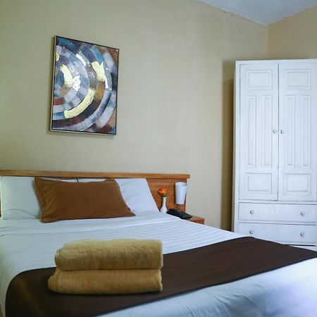 Hostal Loro Verde Кіто Екстер'єр фото