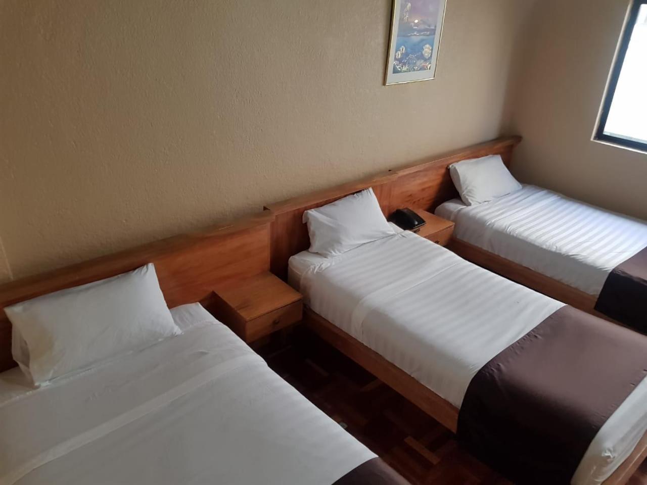 Hostal Loro Verde Кіто Екстер'єр фото