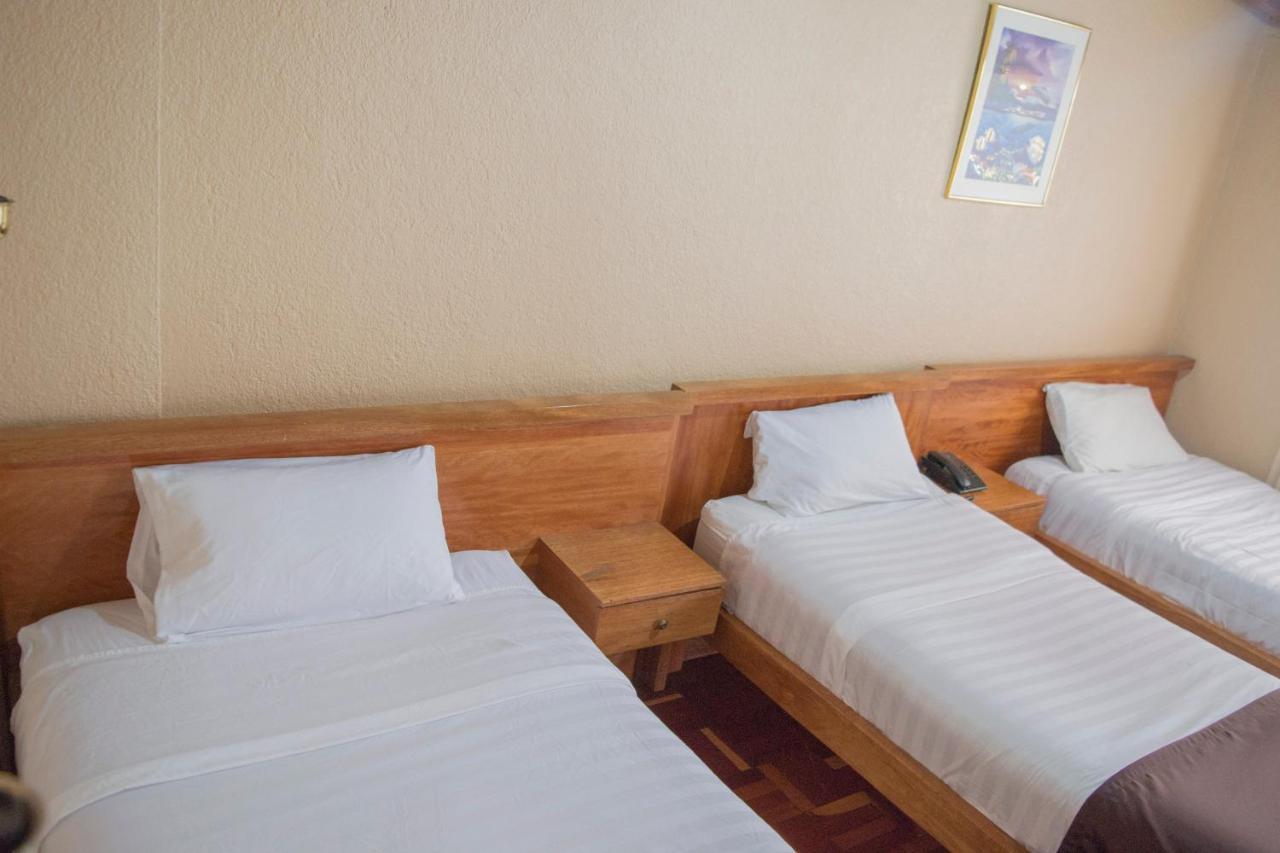 Hostal Loro Verde Кіто Екстер'єр фото