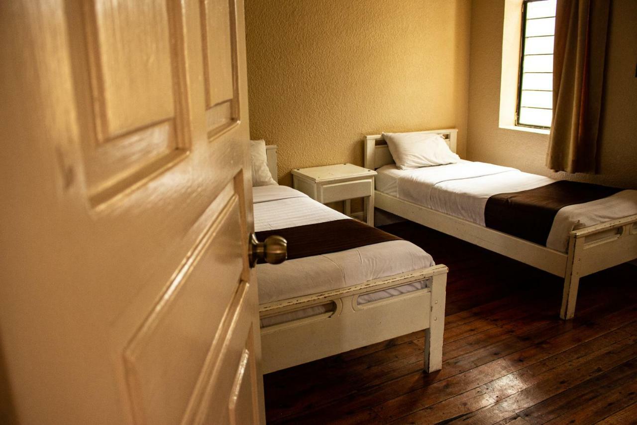 Hostal Loro Verde Кіто Екстер'єр фото
